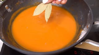 Идеальная подлива за 3 минуты к котлетам, сосискам и не только (как бабушка научила)