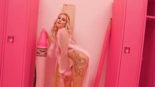 Nina Cîroc - Boring Bitch